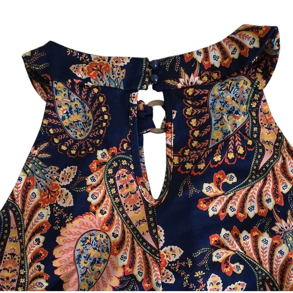 Luxology Paisley Print Sleeveless Blouse - Picture 4 of 5